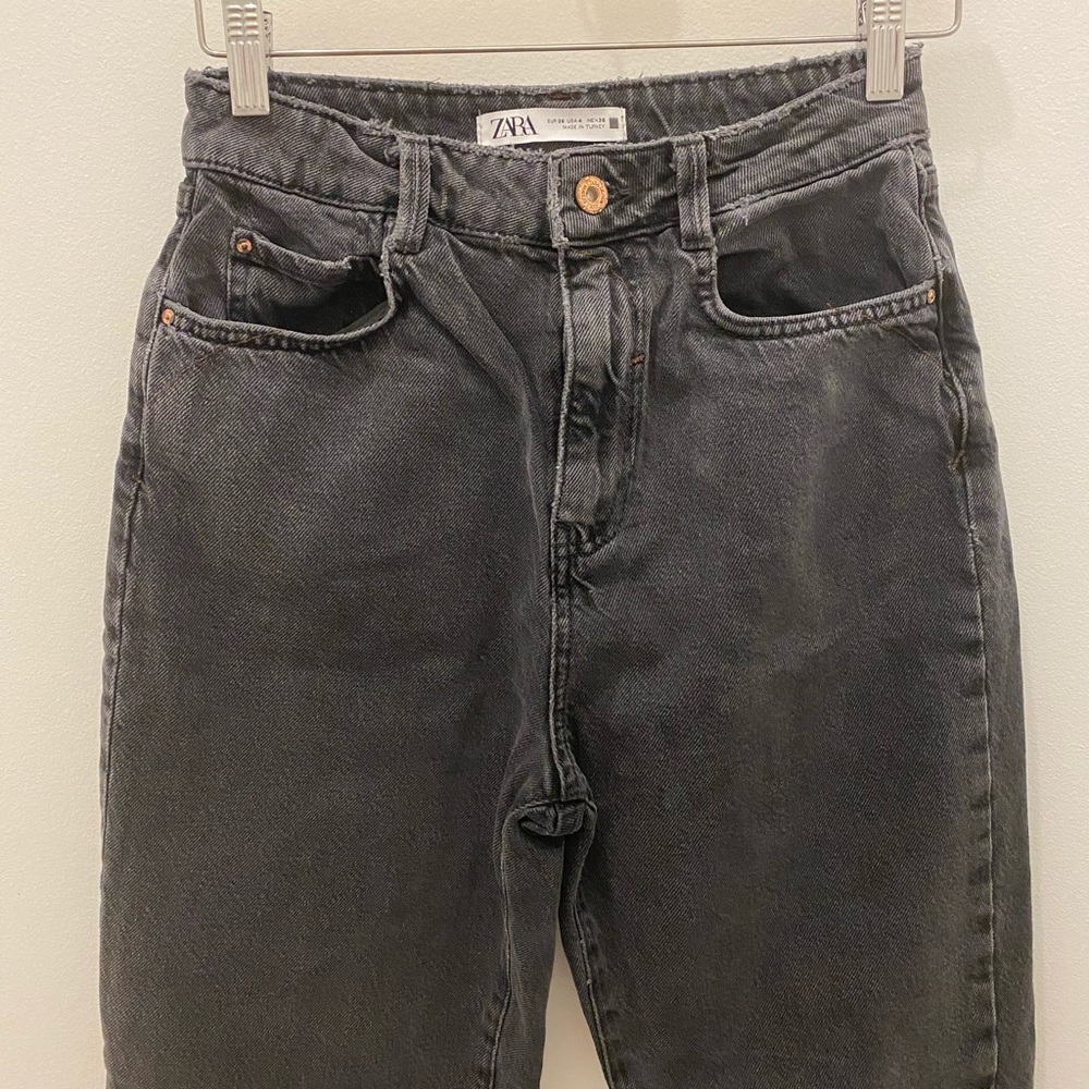 Jeans women black color! Zara